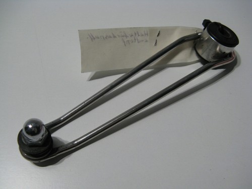 Auspuffendtopf-Halter